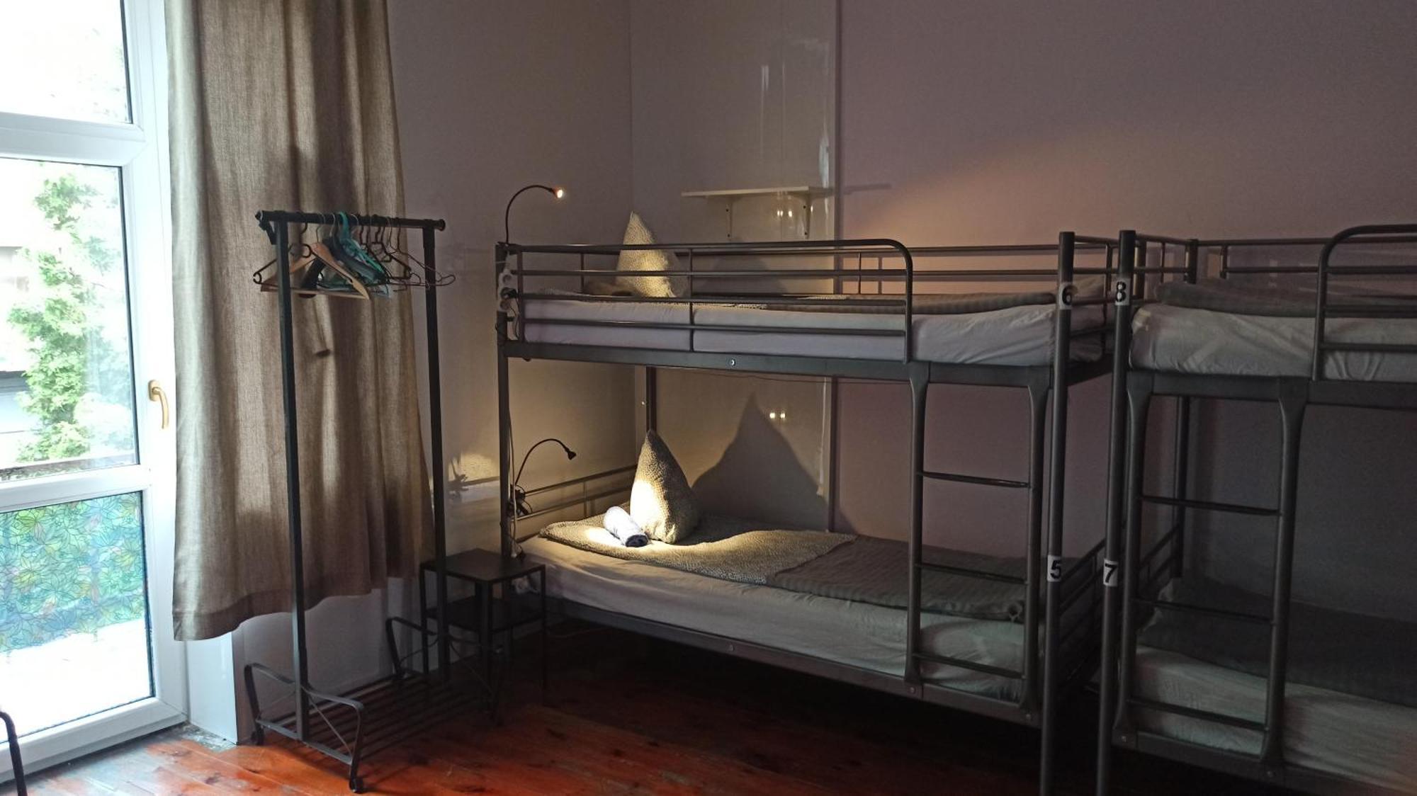 Willa Retro Hostel Краков Экстерьер фото