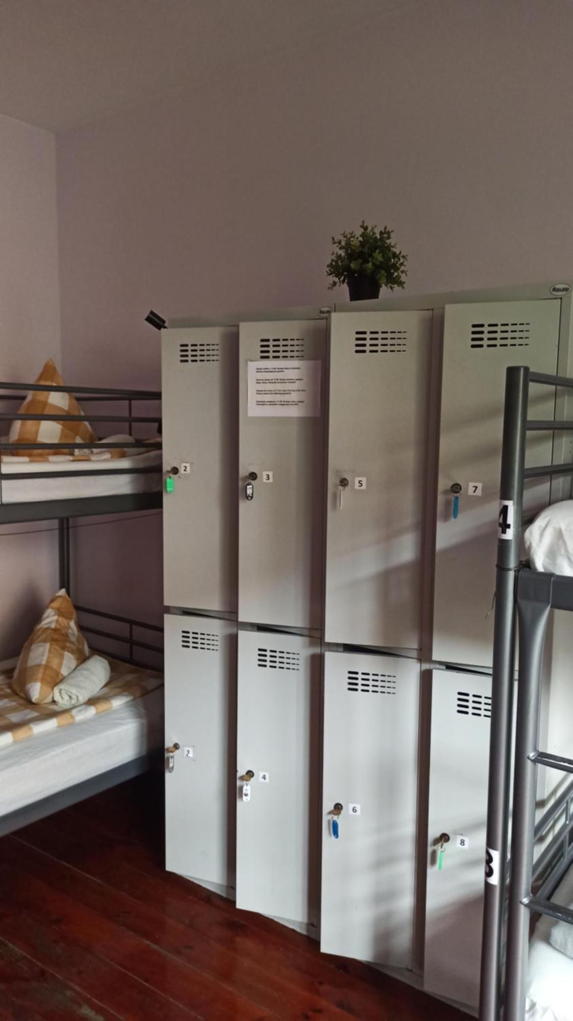Willa Retro Hostel Краков Экстерьер фото